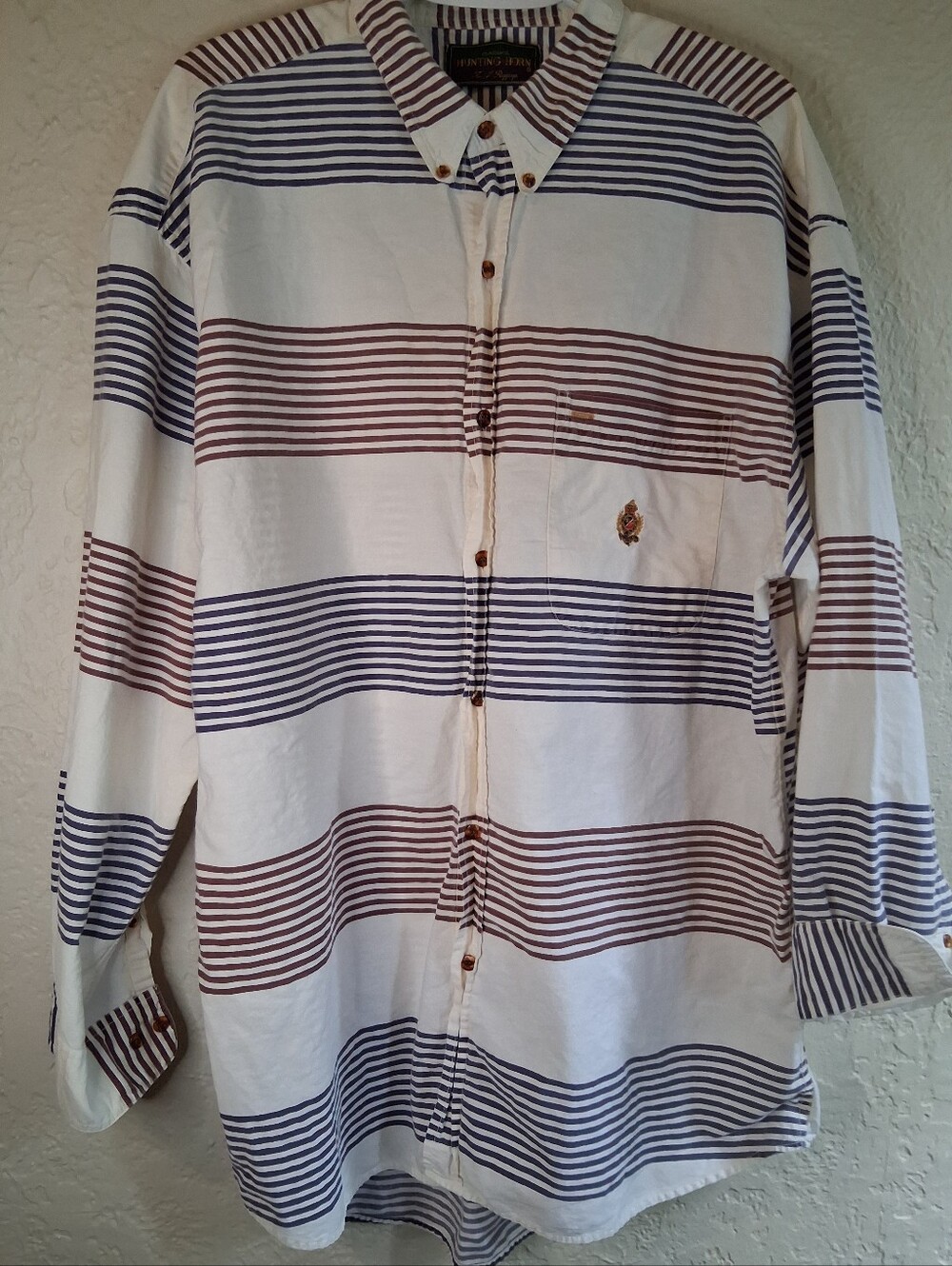 Vintage Hunting Horn Mens Off White Button-Up Shirt with Navy Red Stripes XXL